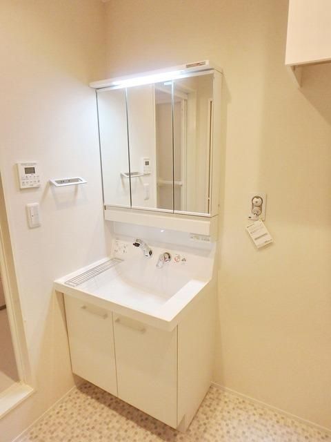 洗面設備　★独立洗面台★