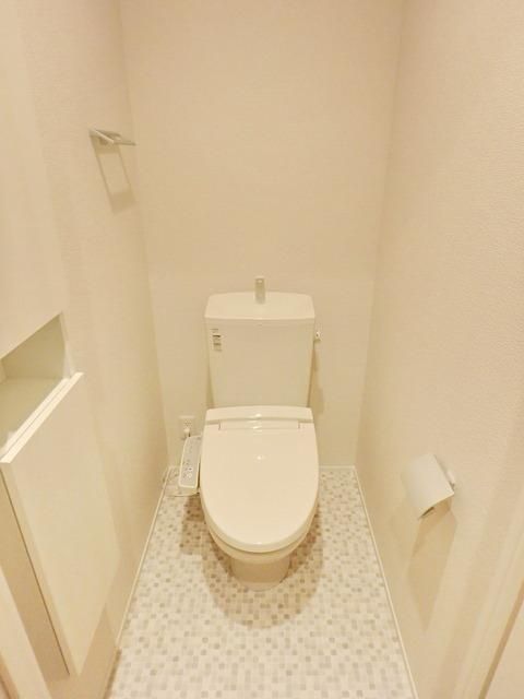 トイレ　★シャワートイレ★