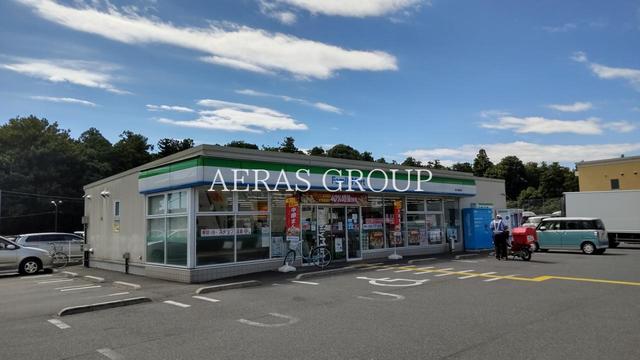 コンビニ　ファミリーマート 鶴ヶ島駅西店（コンビニ）まで399m