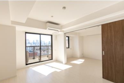 居室・リビング　☆明るい居間☆