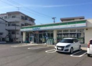 コンビニ　ファミリーマート円行（コンビニ）まで590m