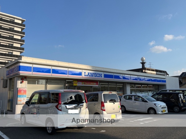 コンビニ　ローソン戸畑天神二丁目店（コンビニ）まで526m