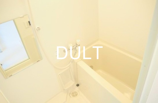 バス・シャワールーム　バスルームです。