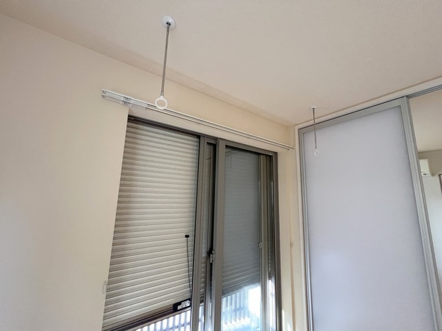 その他　★防犯シャッター　室内物干しフック★