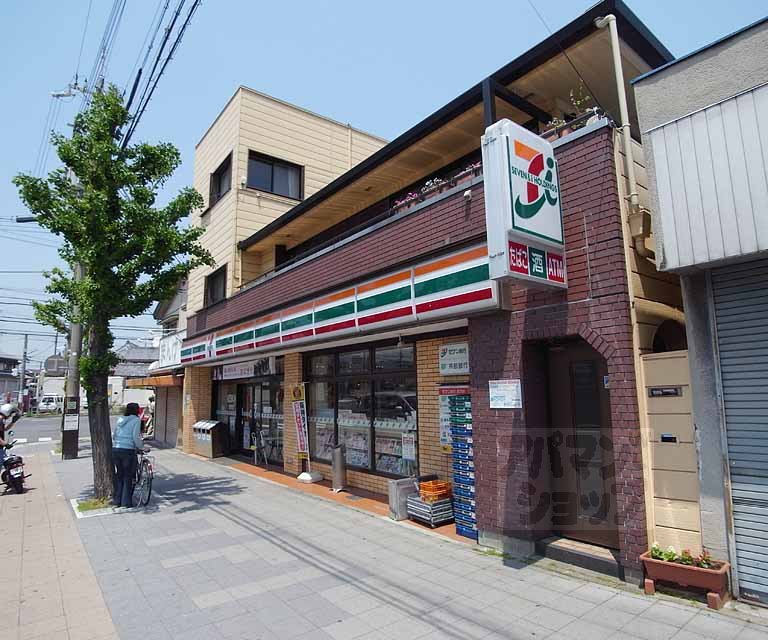 コンビニ　セブンイレブン京都競馬場前店（コンビニ）まで170m