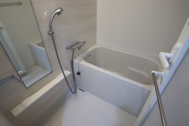 バス・シャワールーム　※別室の参考写真の為、現況優先です。