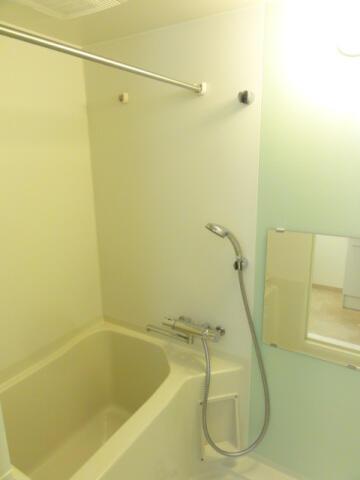 バス・シャワールーム　同タイプ参考写真?