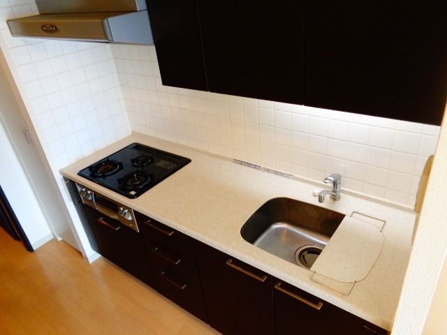 キッチン　システム3口ガスキッチン・グリル付