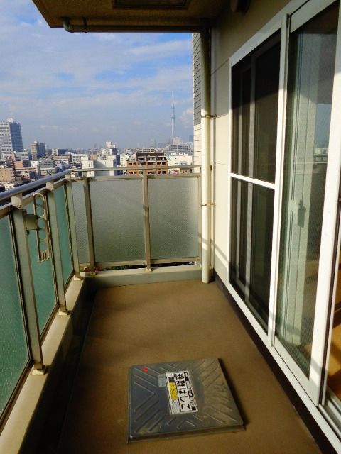 バルコニー　バルコニー・角部屋