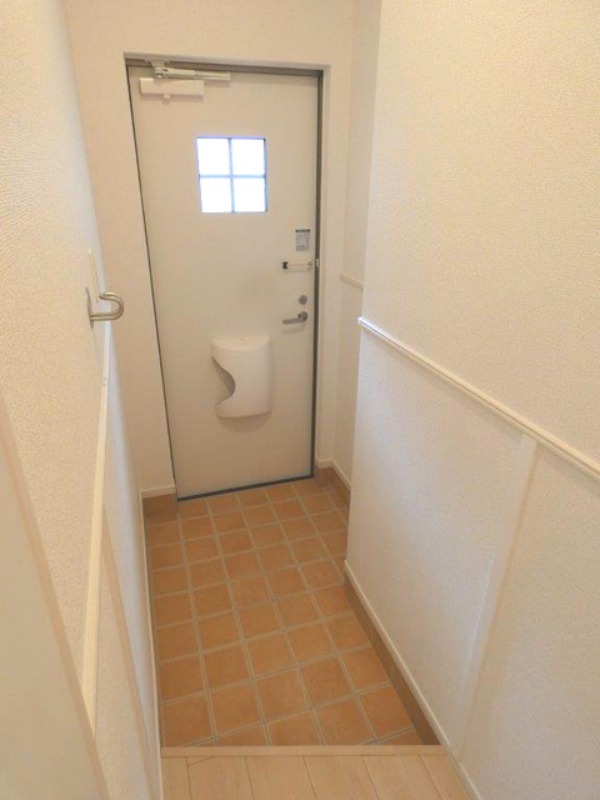 玄関　図面と現状に相違がある場合には現状を優先