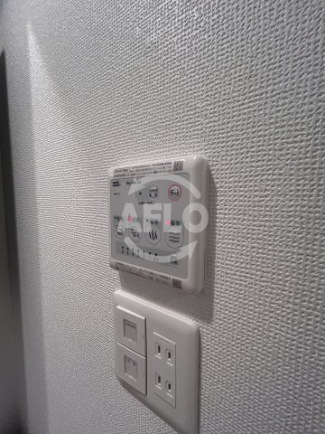 その他　セレニテ新大阪カルム　給湯