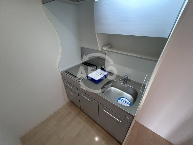 キッチン　セレニテ新大阪カルム　キッチン