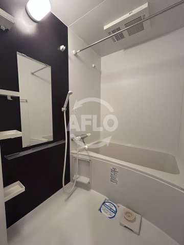 バス・シャワールーム　セレニテ新大阪カルム　風呂