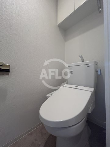 トイレ　セレニテ新大阪カルム　トイレ