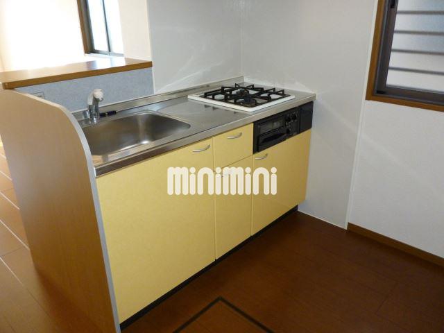 キッチン　お家ゴハンが楽しめるカウンター＆システムキッチンです