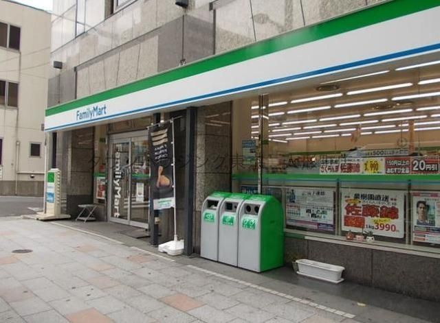 コンビニ　ファミリーマート築地六丁目店（コンビニ）まで286m