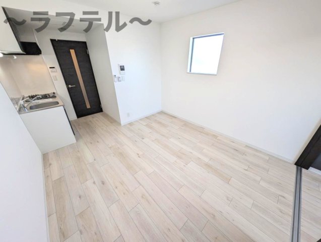 居室・リビング　同施工会社別物件イメージ