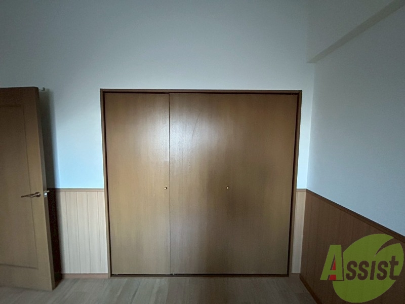 収納　大きめの収納です。有効活用してお部屋を広く使えますね。