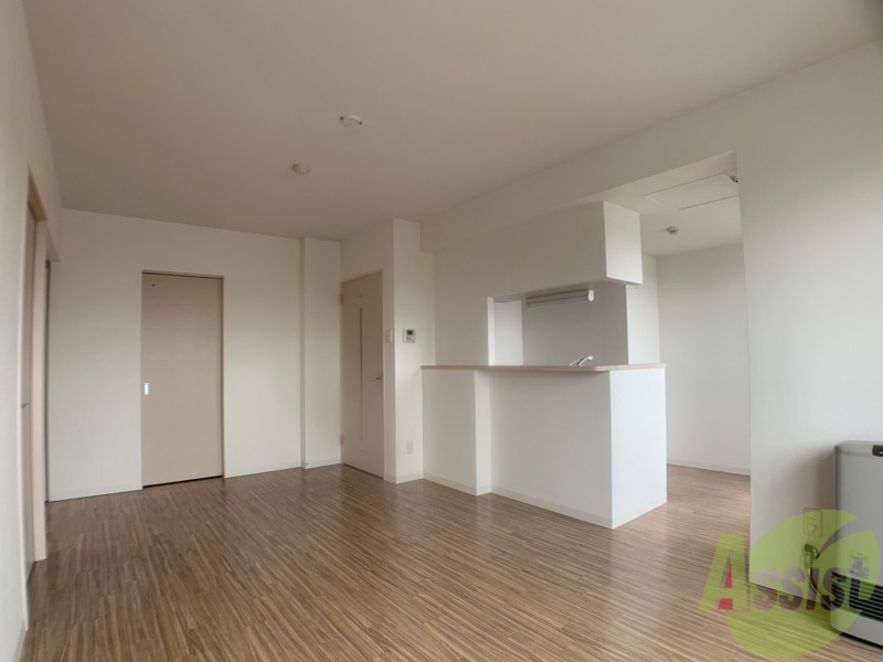 居室・リビング　広くてキレイなＬＤＫが広がっていて、充実した生活が送れそう。