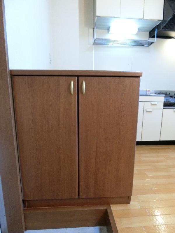 収納　シューズボックス