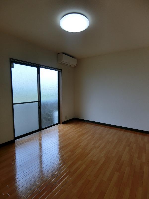 居室・リビング　洋室