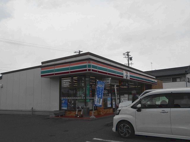 コンビニ　セブンイレブン　大町南原店（コンビニ）まで1100m