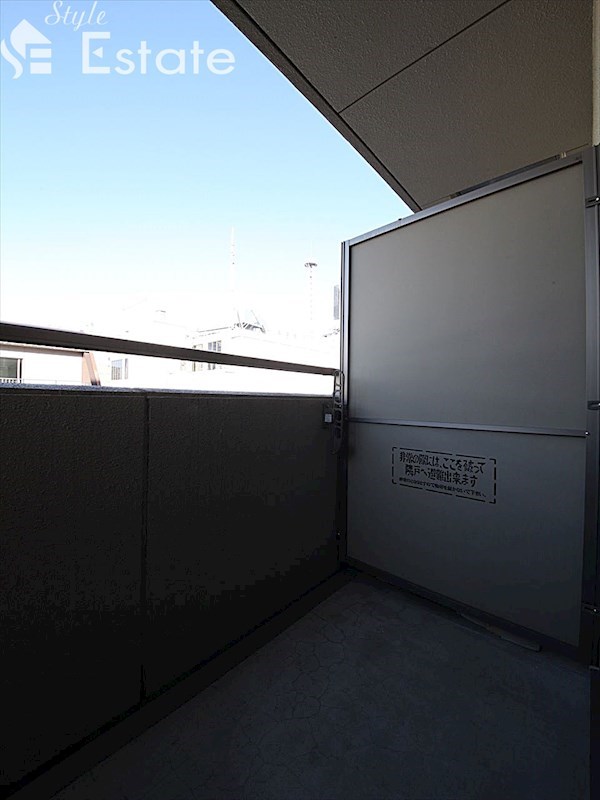 バルコニー　バルコニー