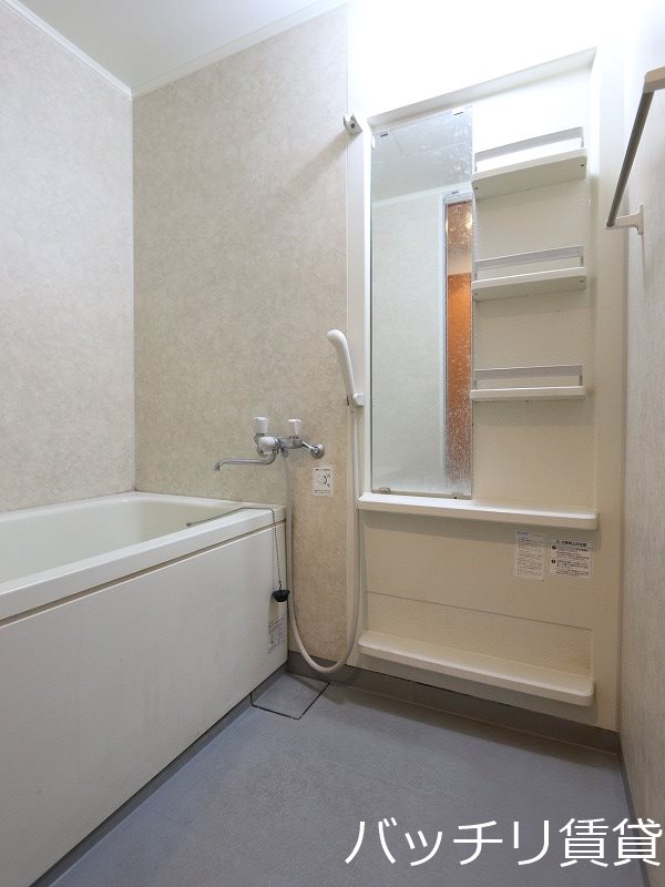バス・シャワールーム　別号室イメージの為、現状を優先致します。