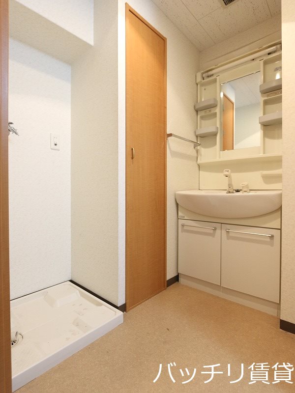 洗面設備　別号室イメージの為、現状を優先致します。