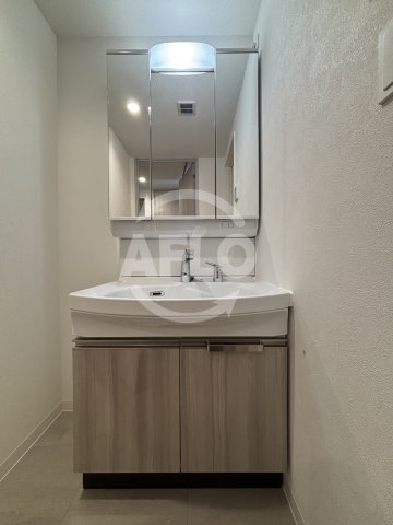 洗面設備　プレサンス大正エミナンス　独立洗面台