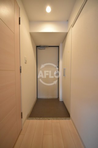 玄関　トレヴァンス梅田　玄関