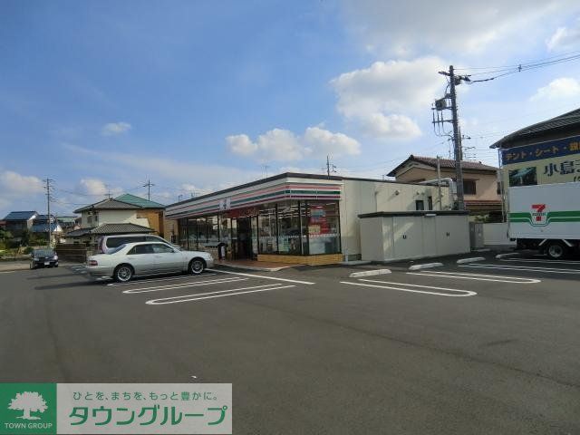 コンビニ　セブンイレブン（コンビニ）まで300m