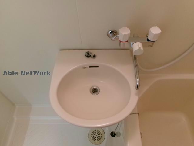 洗面設備　同型モデル