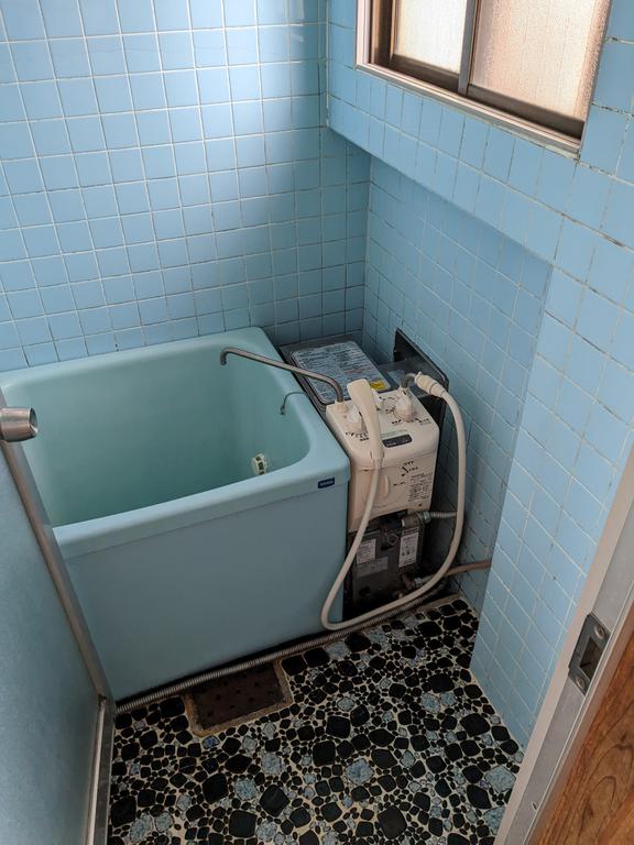 バス・シャワールーム　風呂場