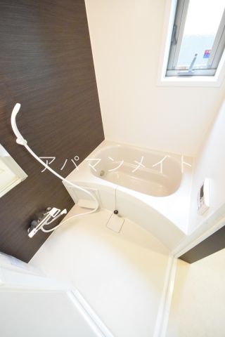 バス・シャワールーム　追い焚き付き！