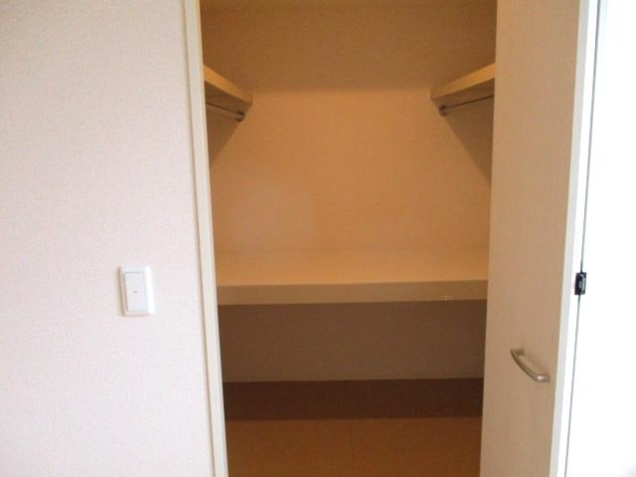 収納　室内物干しもあります☆