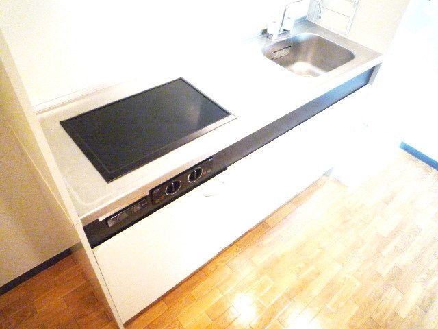 キッチン　＊別部屋参考写真