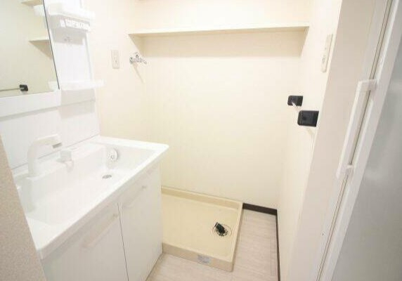 洗面設備　※リフォーム中の為参考写真です