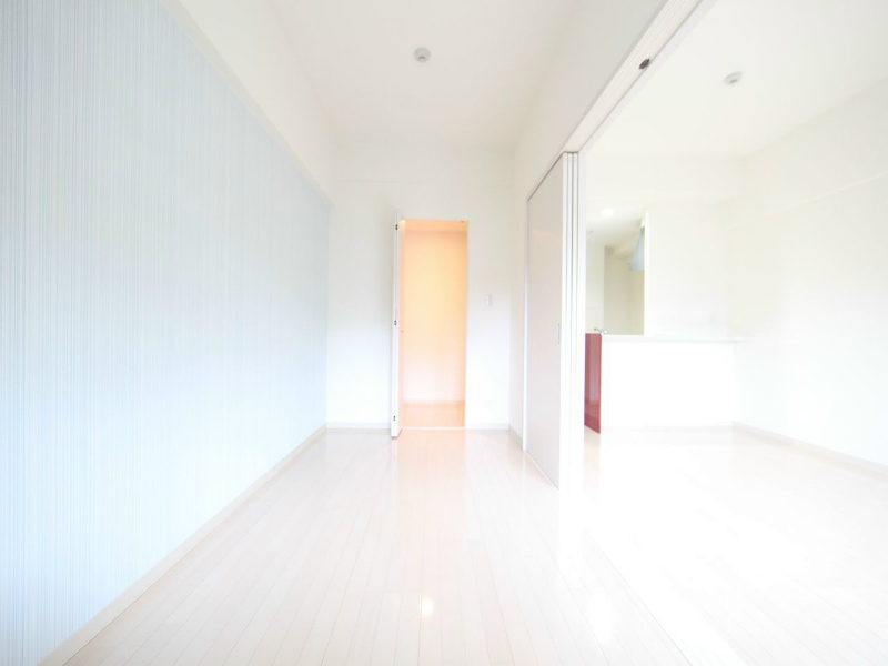 その他部屋・スペース　洋室6帖　ウォークインクローゼット付（収納充実してます）