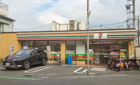 コンビニ　セブンイレブン品川旗の台2丁目店（コンビニ）まで320m