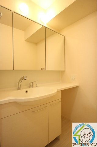 洗面設備　※パース写真※類似写真