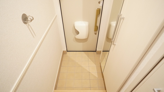 玄関　同仕様タイプ