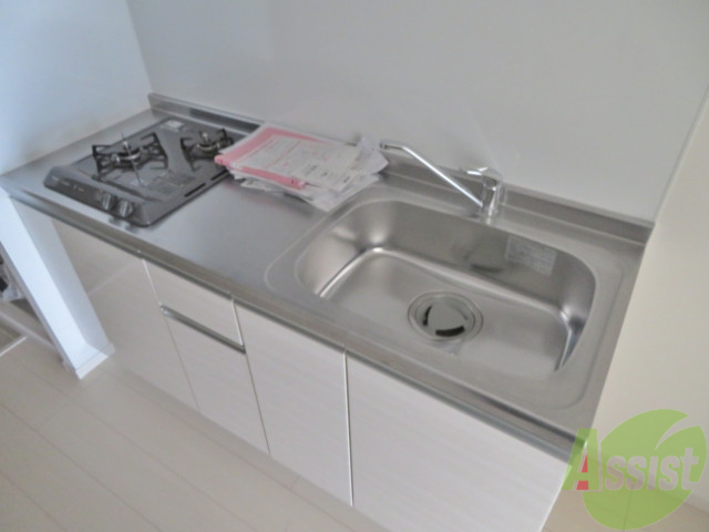 キッチン　キッチンは一人暮らしにはピッタリのサイズです。