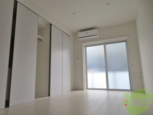 その他部屋・スペース　別角度からリビングを撮影してみましたよ。