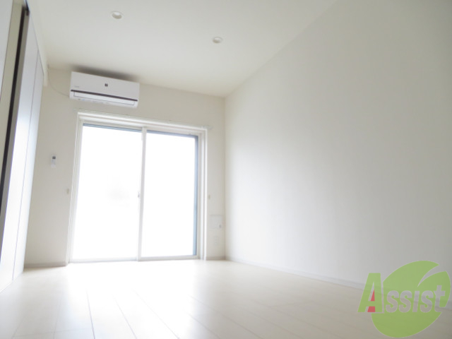 居室・リビング　７．５３帖の洋室です。広々としていますね。