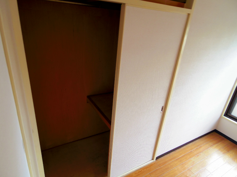 セキュリティ　大きめなクローゼット