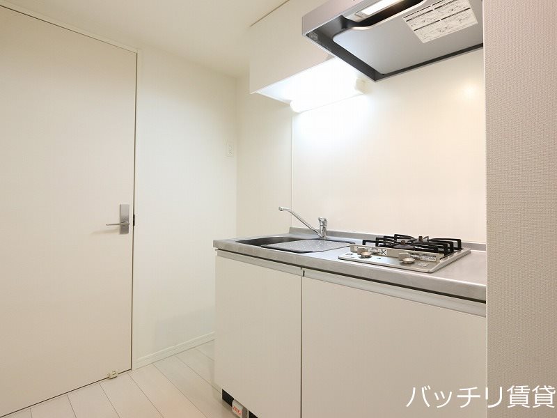 キッチン　同型タイプの為、現状を優先いたします。