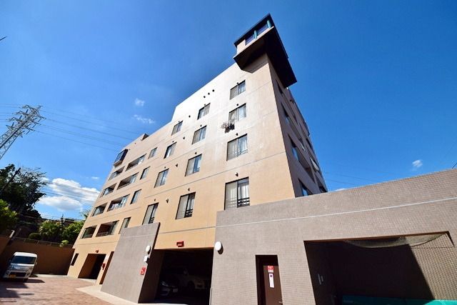 建物外観　★オートロック付きです★