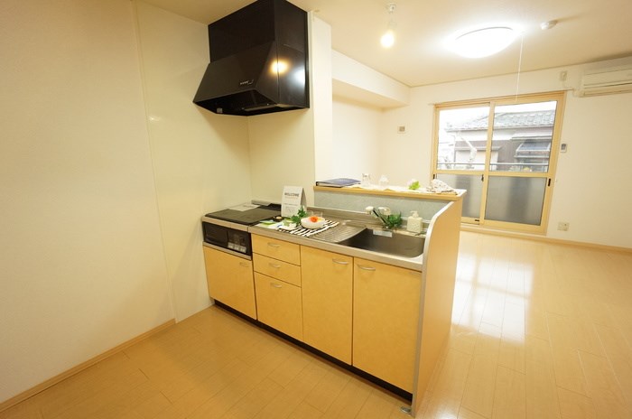 キッチン　人気の対面式システムキッチン♪