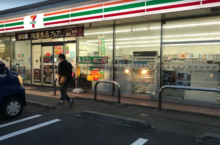 コンビニ　セブンイレブン習志野藤崎6丁目店（コンビニ）まで334m